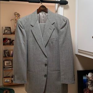 Vintage Barcelino wool suit w/ bag